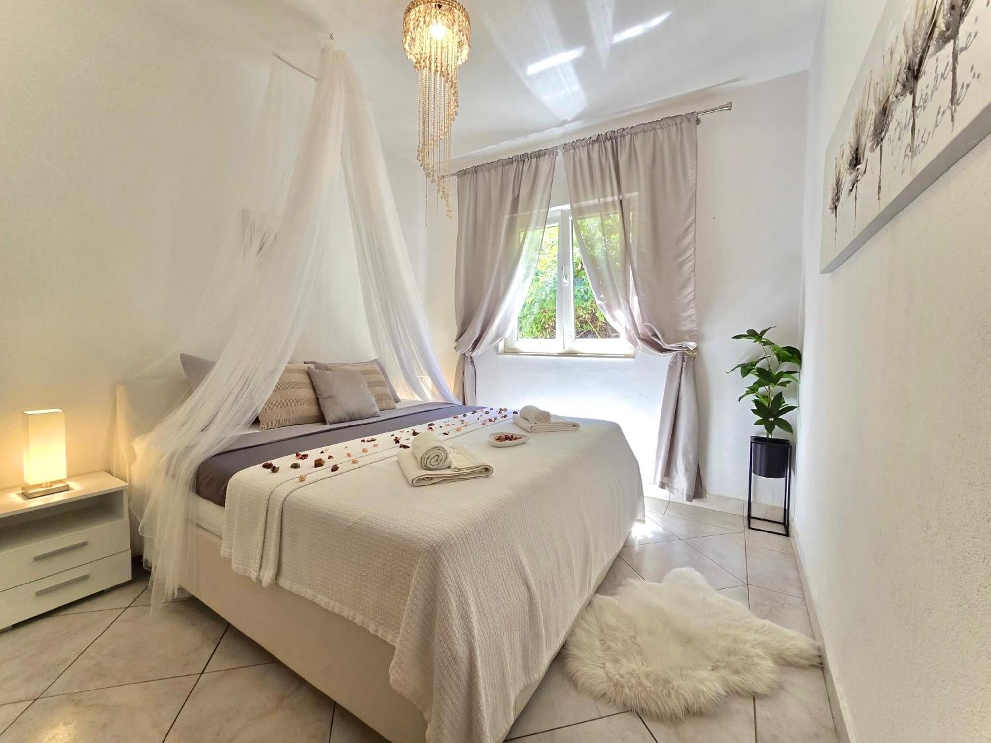 Elite Residence Flos Оребич Экстерьер фото